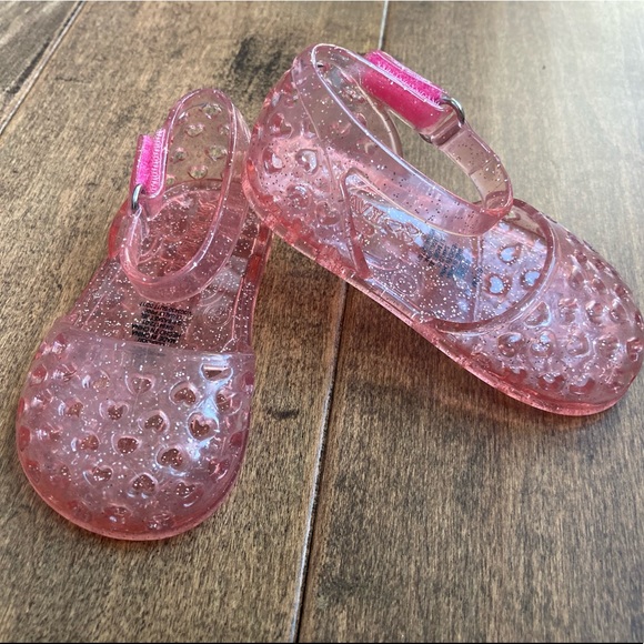 Old Navy Baby Girl Jelly Shoes | Old Navy Chaussures à gelée pour bébé fille - Picture 2 of 4